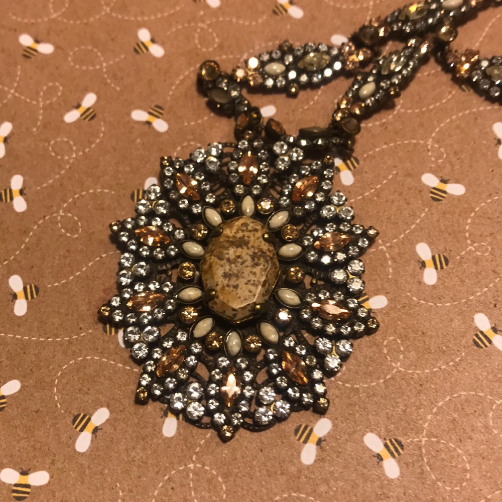 Sorelli Crystal lanyard with embellished chain